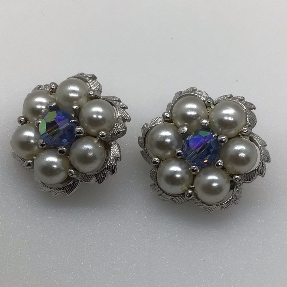 Vintage earring